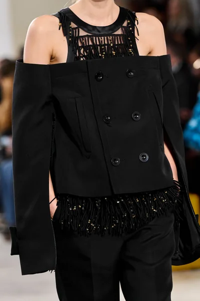 Look 69
